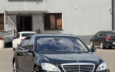 Mercedes-Benz S-Класс, 2007 год, 1 650 000 рублей, 1 фотография