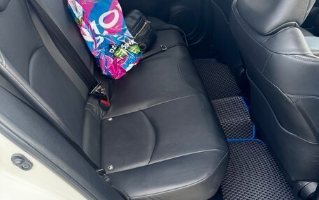 Toyota Prius IV XW50, 2018 год, 1 715 000 рублей, 17 фотография