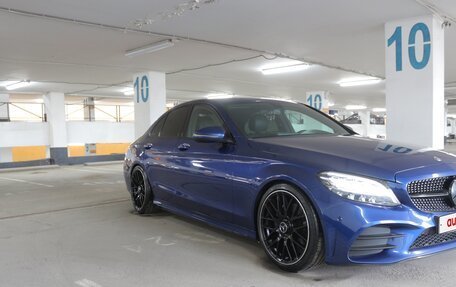 Mercedes-Benz C-Класс, 2018 год, 2 750 000 рублей, 4 фотография