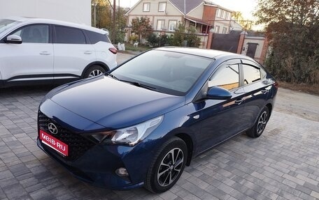 Hyundai Solaris II рестайлинг, 2021 год, 1 750 000 рублей, 1 фотография