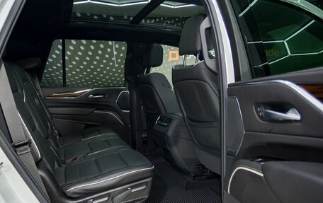 Cadillac Escalade V, 2021 год, 11 200 000 рублей, 16 фотография