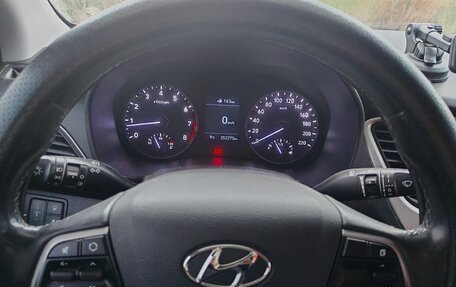 Hyundai Solaris II рестайлинг, 2017 год, 880 000 рублей, 10 фотография