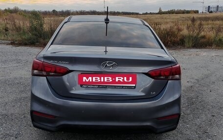 Hyundai Solaris II рестайлинг, 2017 год, 880 000 рублей, 4 фотография