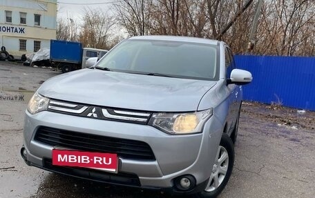 Mitsubishi Outlander III рестайлинг 3, 2012 год, 1 250 000 рублей, 5 фотография