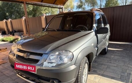 Chevrolet Niva I рестайлинг, 2011 год, 450 000 рублей, 5 фотография