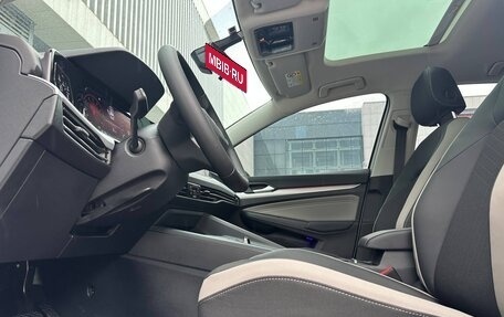 Volkswagen Golf VIII, 2022 год, 2 180 000 рублей, 8 фотография