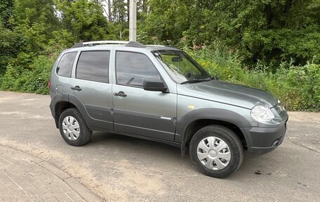 Chevrolet Niva I рестайлинг, 2015 год, 700 000 рублей, 12 фотография
