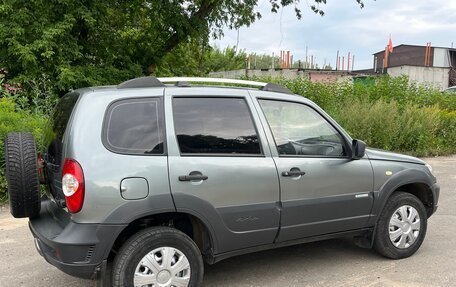 Chevrolet Niva I рестайлинг, 2015 год, 700 000 рублей, 10 фотография