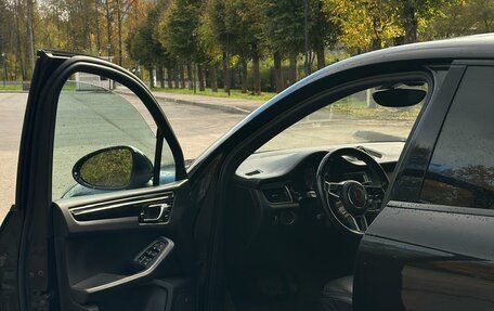 Porsche Macan I рестайлинг, 2015 год, 2 300 000 рублей, 17 фотография