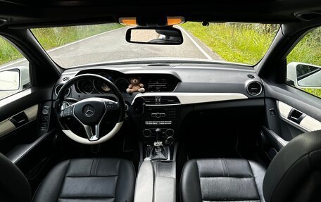 Mercedes-Benz C-Класс, 2011 год, 1 650 000 рублей, 14 фотография