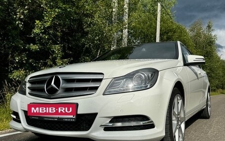Mercedes-Benz C-Класс, 2011 год, 1 650 000 рублей, 3 фотография