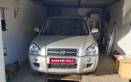 Hyundai Tucson III, 2008 год, 1 500 000 рублей, 1 фотография
