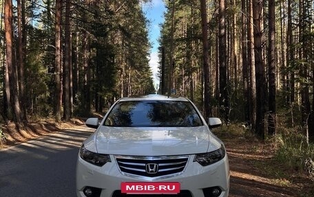 Honda Accord VIII рестайлинг, 2011 год, 1 600 000 рублей, 4 фотография