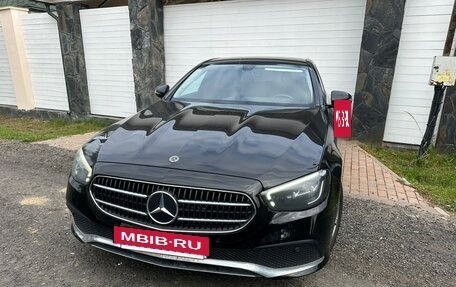 Mercedes-Benz E-Класс, 2021 год, 2 690 000 рублей, 5 фотография