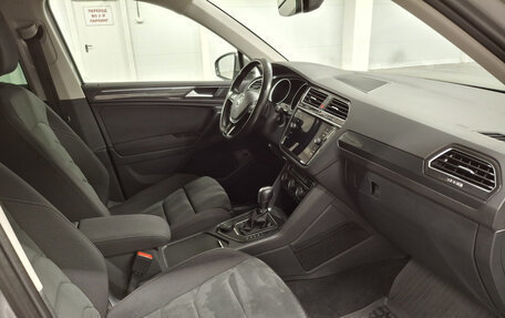Volkswagen Tiguan II, 2020 год, 2 599 950 рублей, 15 фотография