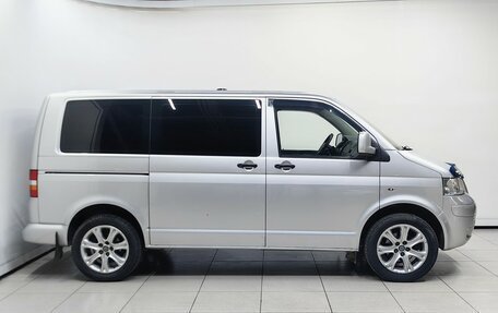 Volkswagen Caravelle T5, 2008 год, 1 555 000 рублей, 5 фотография