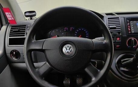 Volkswagen Caravelle T5, 2008 год, 1 555 000 рублей, 11 фотография