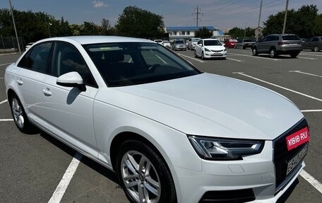 Audi A4, 2018 год, 2 595 000 рублей, 3 фотография