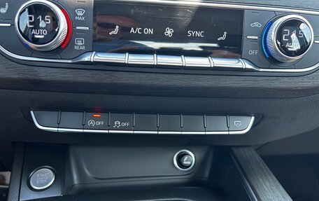 Audi A4, 2018 год, 2 595 000 рублей, 18 фотография