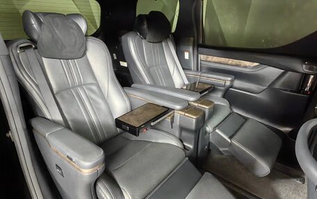 Toyota Alphard III, 2019 год, 6 199 900 рублей, 14 фотография