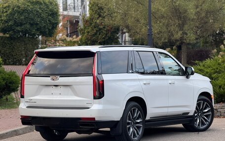 Cadillac Escalade V, 2022 год, 12 999 000 рублей, 2 фотография