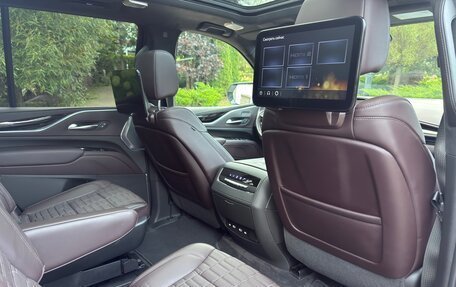 Cadillac Escalade V, 2022 год, 12 999 000 рублей, 11 фотография