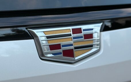 Cadillac Escalade V, 2022 год, 12 999 000 рублей, 22 фотография