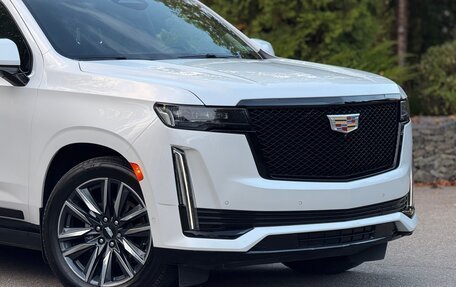 Cadillac Escalade V, 2022 год, 12 999 000 рублей, 25 фотография
