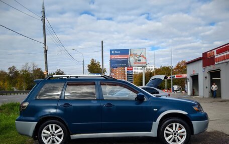 Mitsubishi Outlander III рестайлинг 3, 2003 год, 365 000 рублей, 4 фотография