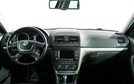Skoda Yeti I рестайлинг, 2014 год, 999 777 рублей, 13 фотография