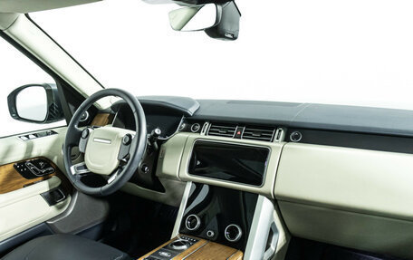 Land Rover Range Rover IV рестайлинг, 2018 год, 6 299 700 рублей, 9 фотография