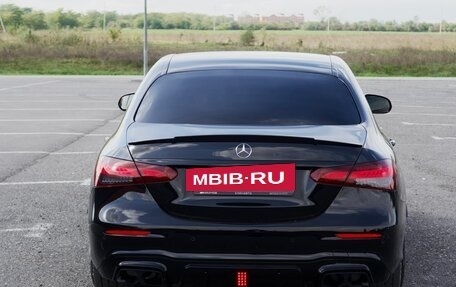 Mercedes-Benz E-Класс, 2021 год, 4 450 000 рублей, 6 фотография