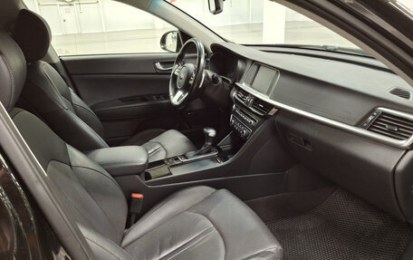 KIA Optima IV, 2018 год, 2 269 950 рублей, 15 фотография