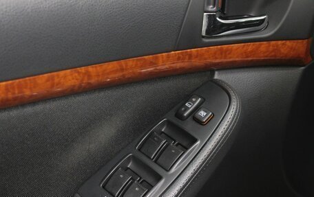 Toyota Avensis III рестайлинг, 2006 год, 585 000 рублей, 12 фотография