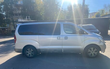 Hyundai H-1 II рестайлинг, 2010 год, 1 200 000 рублей, 3 фотография