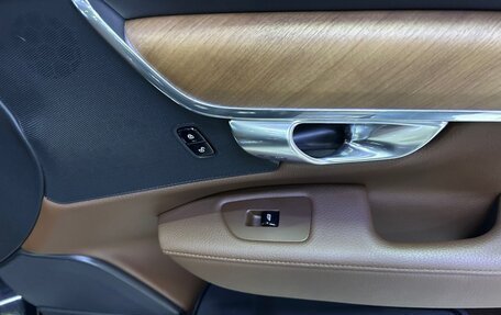 Volvo S90 II рестайлинг, 2019 год, 3 200 000 рублей, 12 фотография