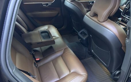 Volvo S90 II рестайлинг, 2019 год, 3 200 000 рублей, 14 фотография