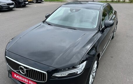 Volvo S90 II рестайлинг, 2019 год, 3 200 000 рублей, 3 фотография