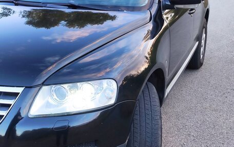 Volkswagen Touareg III, 2004 год, 750 000 рублей, 8 фотография