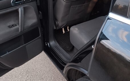 Volkswagen Touareg III, 2004 год, 750 000 рублей, 25 фотография