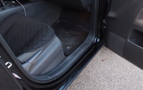 Volkswagen Touareg III, 2004 год, 750 000 рублей, 29 фотография