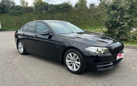BMW 5 серия, 2015 год, 1 890 000 рублей, 2 фотография
