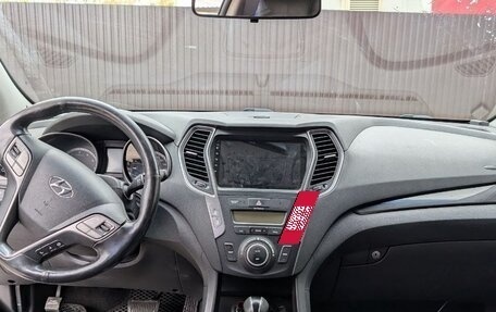Hyundai Santa Fe III рестайлинг, 2015 год, 2 300 000 рублей, 5 фотография