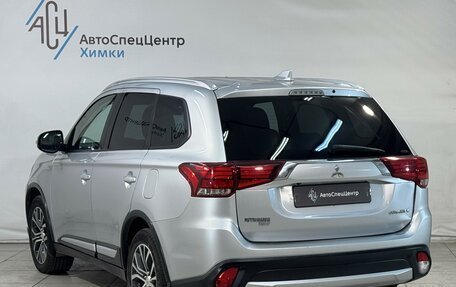 Mitsubishi Outlander III рестайлинг 3, 2017 год, 1 599 800 рублей, 15 фотография