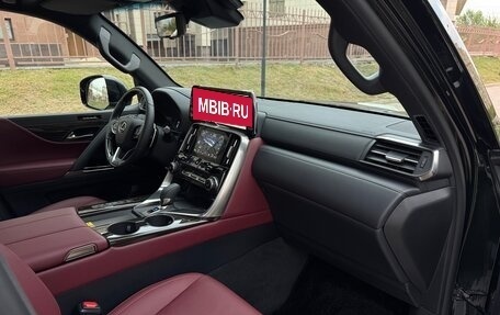 Lexus LX, 2025 год, 21 975 000 рублей, 13 фотография
