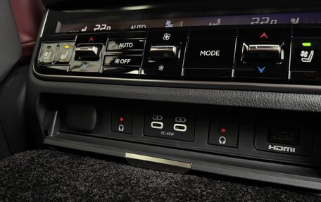 Lexus LX, 2025 год, 21 975 000 рублей, 27 фотография