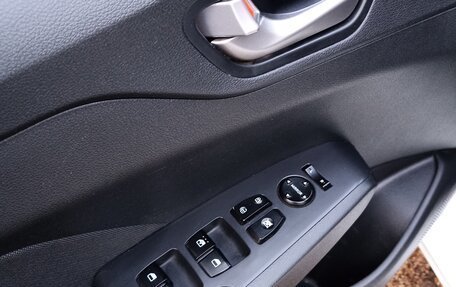 Hyundai Solaris II рестайлинг, 2017 год, 1 260 000 рублей, 9 фотография