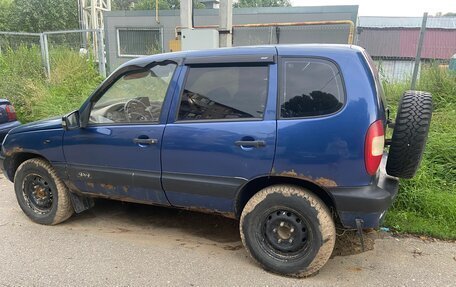 Chevrolet Niva I рестайлинг, 2006 год, 145 000 рублей, 2 фотография