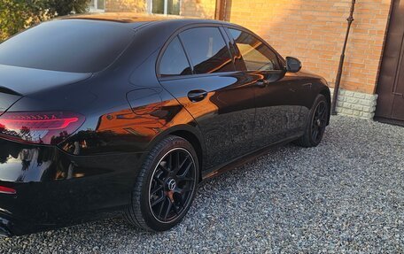 Mercedes-Benz E-Класс, 2019 год, 3 000 000 рублей, 2 фотография