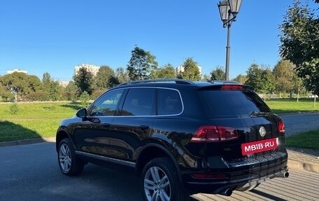 Volkswagen Touareg III, 2011 год, 2 550 000 рублей, 7 фотография